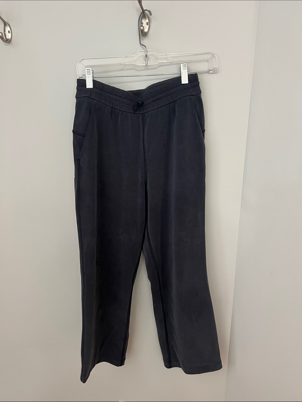 Lululemon Capri Pants